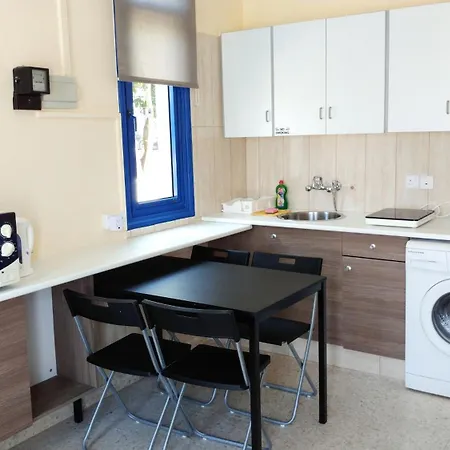 Center 2 Apartment